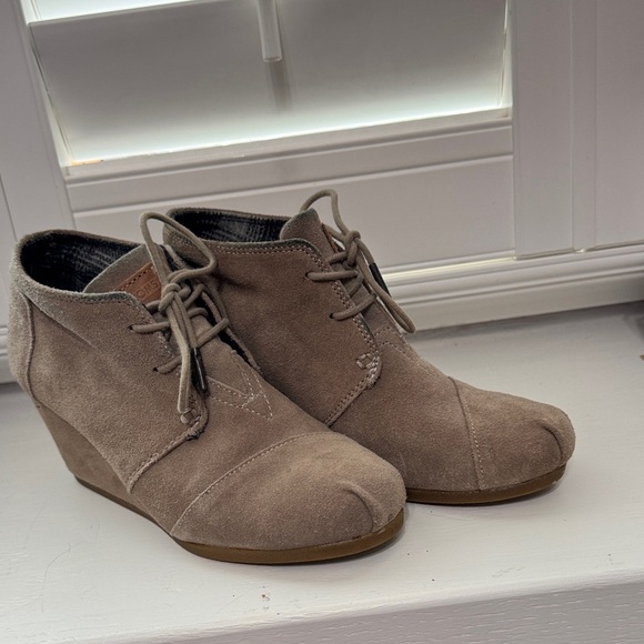 TOMS Taupe Suede Lace-Up Wedge Bootie - Picture 1 of 7
